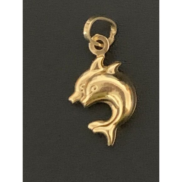 18K Gold Pendant Dolphin 1.28 grams